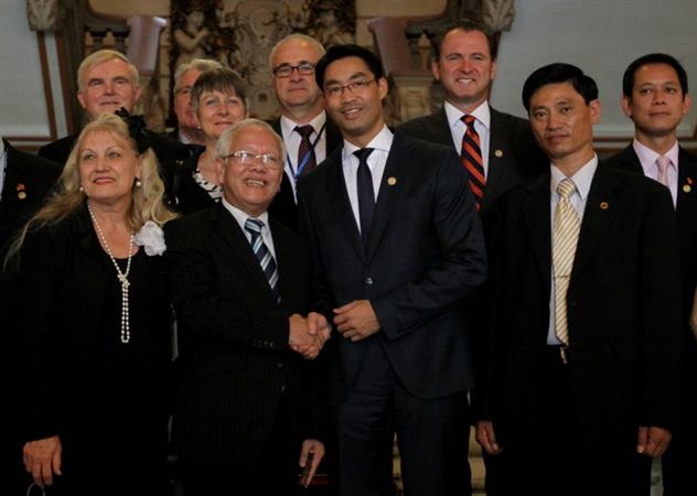 รัฐมนตรีเศรษฐกิจและเทคโนโลยีเยอรมนี ฟิลิปป์ โรสเลอร์ เยือนนครโฮจิมินห์